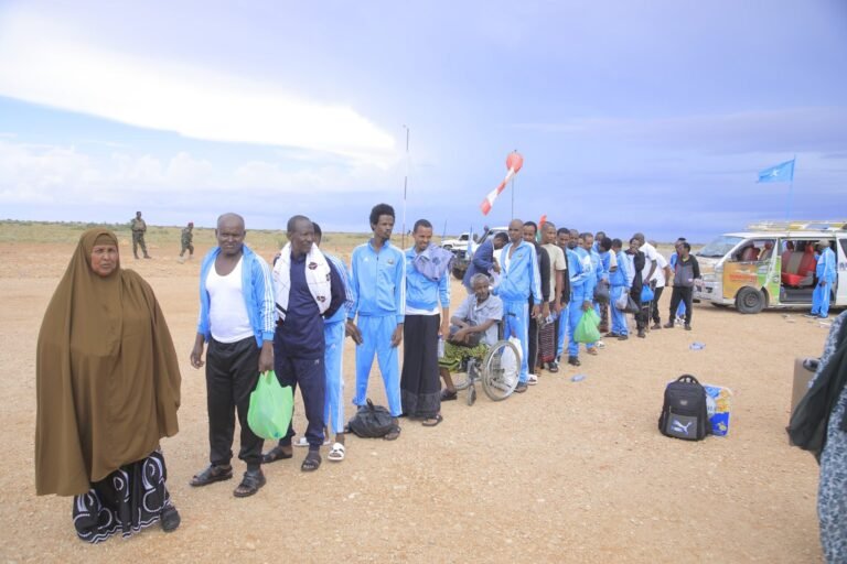 khatumo releeses 25 prisoners